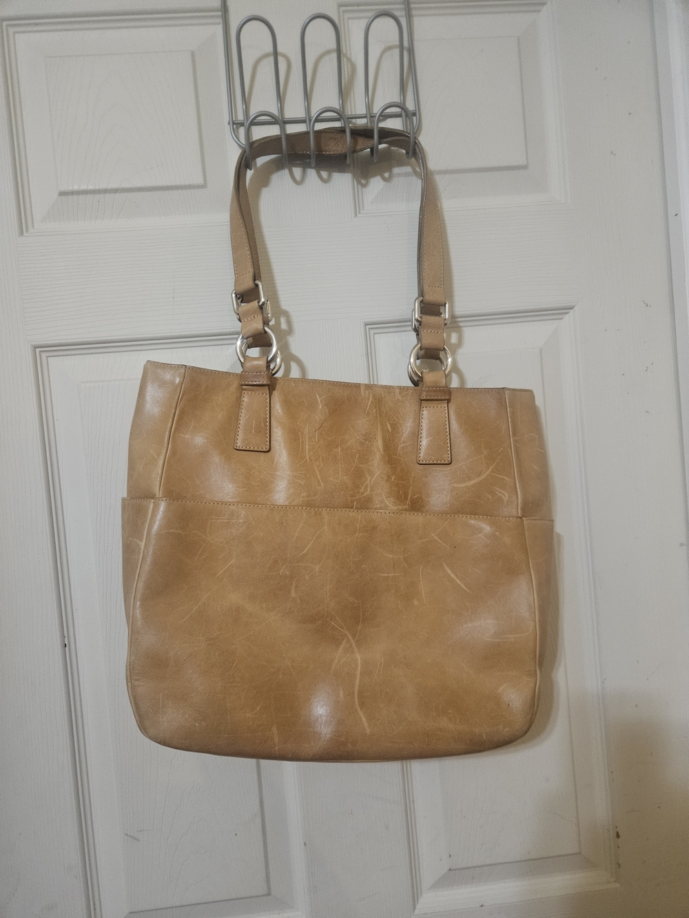 Leather Levenger Tote Bag in Tan - Classic Womens Shoulder Bag
